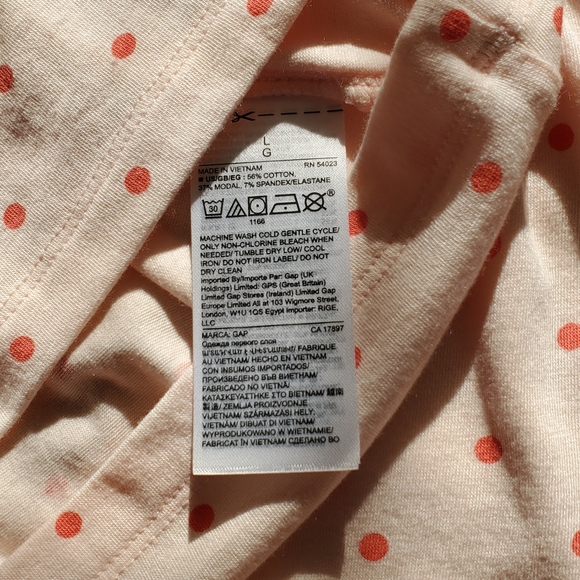 GAP Featherweight Print Turtleneck Top - Picture 5 of 5